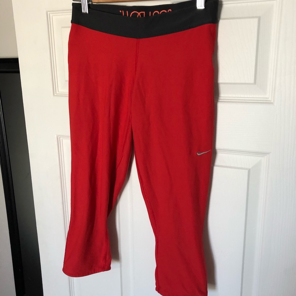 Nike red cropped yoga pants